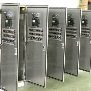 Armoire de commande complète personnalisée avec options de tension de sortie PLC 220v/110v/380v/440v/480v - Product Image 5