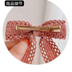 Nouvelle pince à cheveux en dentelle blanche avec nœud, idéale pour les franges latérales, super mignonne et éthérée, un incontournable pour les queues de cheval. - Product Image 2