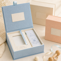 Boîte cadeau magnétique pastel avec support en velours pour bracelet, breloque, montre, présentoir de boutique