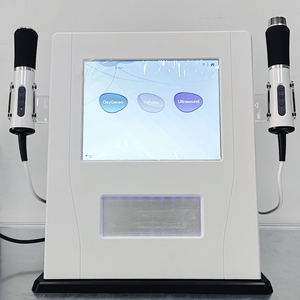 Máquina Facial de Oxígeno 3 en 1 para el Cuidado de la Piel, Rejuvenecimiento Facial, Portátil, con Jet Peel de Oxígeno y Burbujas de CO2 - Product Image 1