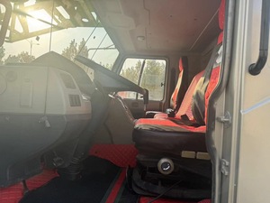 Grue sur camion Zoomlion 70T d'occasion, équipement de levage lourd, équipé d'un moteur et d'une boîte de vitesses Weichai pour une utilisation en construction - Product Image 6