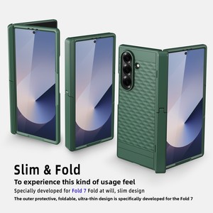 Étui antichoc en TPU et PC avec charnière à ressort, design blindé, support intégré et motif gaufré pour Samsung Galaxy Z Fold7 - Product Image 2