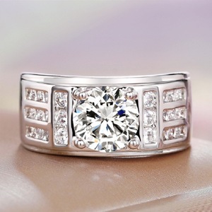 Anello da Uomo con Motivo a Stella, Design Esclusivo per Uomini - Product Image 4