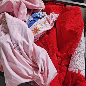 Lot de draps en coton d'occasion très demandés, en ballots, ensembles mixtes pré-aimés, en vrac pour l'Afrique - Product Image 2
