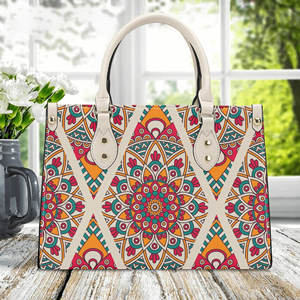 Sac à main en cuir PU beige motif Mandala Boho pour femme POD Dropship Personality Lady Tote Bag - Product Image 4