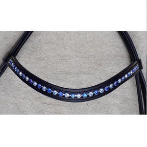 Brida de caballo acolchada con manivela en forma de U de 6mm de charol brillante con superposición de cristal, equipo de caballos deslumbrantes - Product Image 2