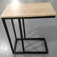 Table d'extrémité latérale de jambes en métal en forme de C en métal pour le salon à la maison