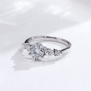 Anillo de diamantes cultivados en laboratorio de oro blanco de 9 quilates Messi Jewelry MSR-2023 para mujer - Product Image 1