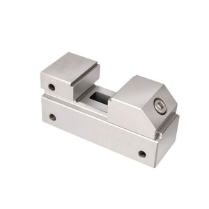 Étau de précision Firstec Ft-Vwsus20 en acier inoxydable 65x25x19mm compact pour le travail des métaux - Product Image 1