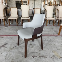 Dossier de chaises en cuir en bois massif de style designer nordique haut de gamme pour hôtel et restaurant