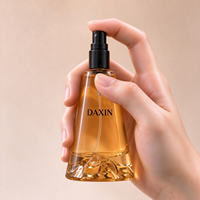 Vente en gros de flacons de parfum en verre personnalisés avec logo, 30 ml, forme conique pyramidale, fond volcanique, flacon de parfum rechargeable avec bouchon en bois