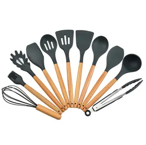 Utensílios de cozinha de silicone em 12 peças, kit de utensílios de cozinha com espátula, alça de madeira e colher de silicone, utensílios de cozinha