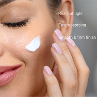 Crème Visage Hydratante Anti-Âge 50ml à l'Acide Hyaluronique et à la Vitamine C pour Femme, Hydratation Jour et Nuit