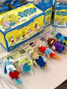 100% Original POP MART GONG creativo <span class=keywords><strong>Bob</strong></span> <span class=keywords><strong>esponja</strong></span> SquarePants Bikini Bottom Buddies colgante de felpa Linda caja ciega blanda - Product Image 6