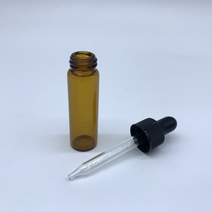 Botella gotero <span class=keywords><strong>de</strong></span> aceite esencial <span class=keywords><strong>de</strong></span> vidrio delgado, tubular <span class=keywords><strong>de</strong></span> lado recto pequeño <span class=keywords><strong>de</strong></span> 4ml, con gotero <span class=keywords><strong>de</strong></span> pezón negro - Product Image 3