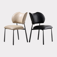 Chaise de salle à manger ergonomique moderne de luxe léger avec cadre métallique et dossier en cuir PU pour la maison, le bar, la cuisine, l'entrepôt, l'hôtel, le parc