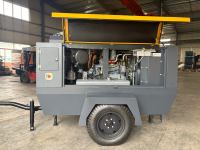 Compresseur d'air monté sur remorque à vis rotative chinoise Glgw 375 Cfm avec moteur Cummins pour marteau perforateur minier, prix pour le marché péruvien