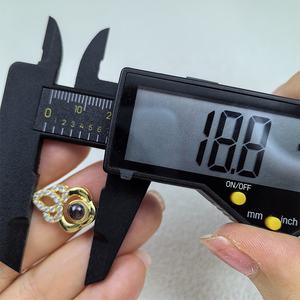 LV021 oro <span class=keywords><strong>Vintage</strong></span> placcato 18K 100 lingue 'ti <span class=keywords><strong>Love</strong></span> 'ciondolo con ciondolo moda in acciaio inossidabile alla moda - Product Image 5