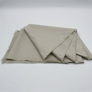 <span class=keywords><strong>100</strong></span> <span class=keywords><strong>polyester</strong></span> 15D tissu de manteau en duvet de pongé plus doux très léger pour veste en peluche pour femme - Product Image 2