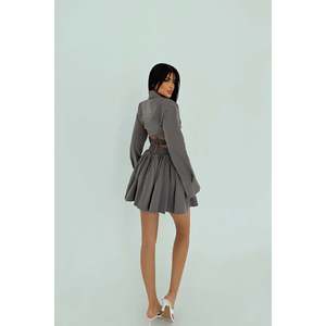 Ensemble 2 pièces gris pour femme, blazer boutonné et short au-dessus du genou, coupe ample, style bureau, taille XS - Product Image 1