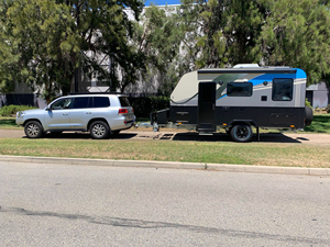 Caravane familiale compacte en aluminium <span class=keywords><strong>pour</strong></span> voyages en plein air, <span class=keywords><strong>camping</strong></span>-<span class=keywords><strong>car</strong></span> avec lits superposés <span class=keywords><strong>pour</strong></span> le <span class=keywords><strong>camping</strong></span> et les aventures tout-terrain - Product Image 5