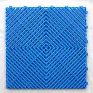 400*400*18mm Style en forme d'<span class=keywords><strong>arc</strong></span> anti-dérapant PP verrouillage <span class=keywords><strong>Garage</strong></span> carreaux <span class=keywords><strong>de</strong></span> sol en plastique nouvelle génération facile à installer - Product Image 4