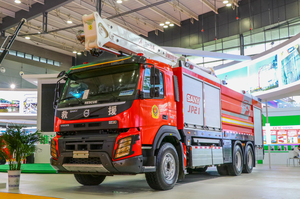 <span class=keywords><strong>Camion</strong></span> de pompiers de combat principal urbain <span class=keywords><strong>Camion</strong></span> à réaction à haute altitude Véhicule <span class=keywords><strong>d</strong></span>'urgence <span class=keywords><strong>Camion</strong></span> de pompiers - Product Image 5
