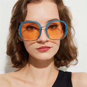 Gafas de Sol de Moda de Lujo 2020 con Protección UV400 para Mujer, Gafas de Sol Cuadradas de Metal con Degradado de Color - Product Image 3