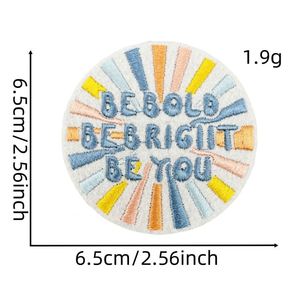 Parches Florales Termoadhesivos Bordados con Lindos Elementos en Forma de Corazón y Patrón de Tai Chi Bagua - Product Image 5