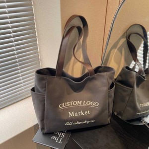 حقيبة تسوق قطنية بتصميم بسيط مع شعار مخصص، حقيبة حمل قماشية للسفر مع سحاب وزر إغلاق وجيب لزجاجة الماء - Product Image 3