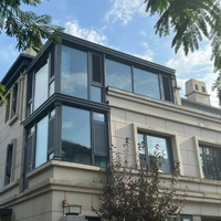 Moderna Casa de Cristal Prefabricada con Estructura de Aluminio y Doble Vidrio Templado Low-E, Alto Aislamiento Térmico, Extensión para Exteriores