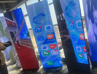 Afficheur publicitaire numérique LED indépendant pour intérieur avec SDK P1.2-P2.5 pour les magasins de détail et les centres commerciaux