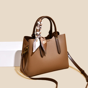 Cross-border Hot Selling Women's Bucket Bag Zipper Guangzhou 2025 New Arrival Portable <strong>Shoulder</strong>/Crossbody <strong>Strap</strong> Large Capacity - Product Image 2
