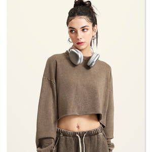 Sudadera Corta de Felpa Francesa Gruesa para Mujer, Teñida en Color Liso, Transpirable, 50% Algodón, 50% Poliéster, Estilo Casual - Product Image 3