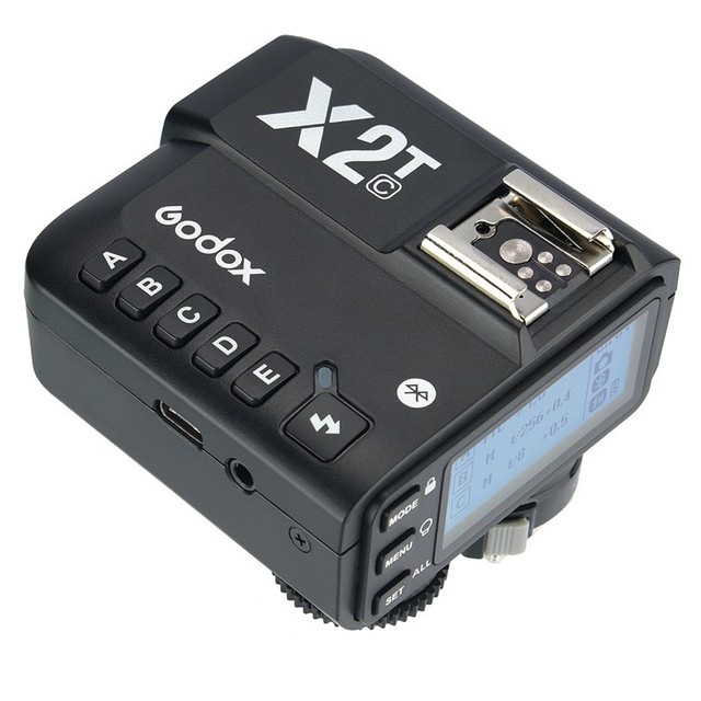HOT Camera User X2T 2.4G Wireless TTL 1/8000s Flash Trigger Transmitter HSS for DSLR Camera AD200 V1 V860II TT685