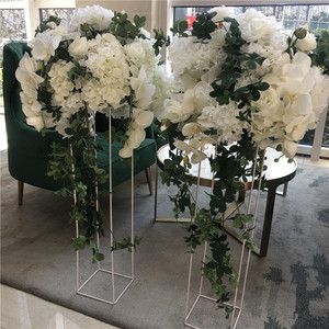 Tùy Chỉnh Sang Trọng Giả Bất Cảm Ứng Phong Lan Hoa Bóng Giả Lụa Tăng Nhân Tạo Trung Tâm Hoa Cho Bàn Đám Cưới Centrepiece Trang Trí Nội Thất - Product Image 1