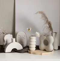 Скандинавский стиль, простой цвет, домашний декор, керамическая ваза с абстрактным изображением лица особой формы