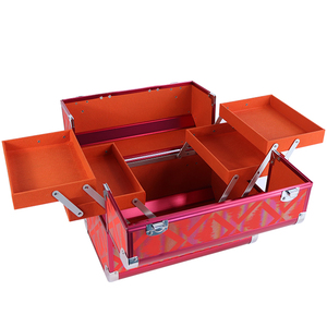 <span class=keywords><strong>Estuche</strong></span> <span class=keywords><strong>de</strong></span> tren <span class=keywords><strong>de</strong></span> maquillaje Caja <span class=keywords><strong>de</strong></span> cosméticos <span class=keywords><strong>de</strong></span> metal portátil con 4 bandejas <span class=keywords><strong>para</strong></span> <span class=keywords><strong>niñas</strong></span> Mujeres Kit <span class=keywords><strong>de</strong></span> maquillaje <span class=keywords><strong>Estuche</strong></span> <span class=keywords><strong>de</strong></span> <span class=keywords><strong>uñas</strong></span> <span class=keywords><strong>Estuche</strong></span> <span class=keywords><strong>de</strong></span> tren <span class=keywords><strong>de</strong></span> maquillaje <span class=keywords><strong>de</strong></span> aluminio - Product Image 4