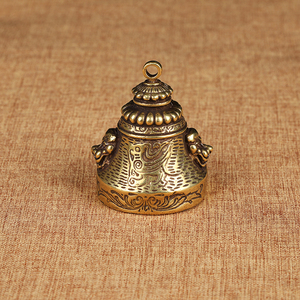 Vendita all'ingrosso diretta della fabbrica Retro metallo in puro ottone campana etnica campanello del vento croccante doppio lato ciondolo leone - Product Image 6