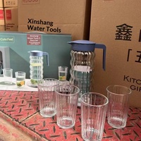 Ensemble de pichet à eau en verre borosilicate 5 pièces, 4 tasses, pichet à motif ondulé, couvercle, capacité de 1000 ml, passe au lave-vaisselle, résistant à la chaleur