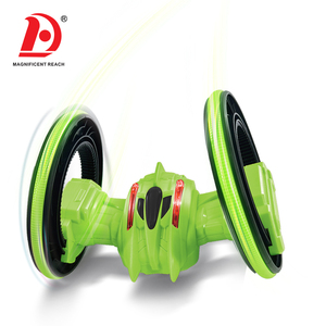 Huada vui 2WD nhào lộn xoay diễn viên đóng thế cán <span class=keywords><strong>RC</strong></span> <span class=keywords><strong>tuck</strong></span> đồ chơi 2 bánh xe lớn điều khiển từ xa trôi xe đồ chơi cậu bé món quà bất ngờ - Product Image 2