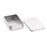 Boîtes carrées en fer blanc personnalisables prêtes à l'emploi 87*60*18mm pour l'emballage de cartes à jouer, badges et clés USB
