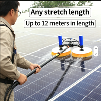 Nettoyeur de panneaux solaires électriques avec perche télescopique, pour le nettoyage des modules photovoltaïques des centrales solaires