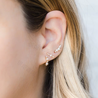 LOZRUNVE Desbloqueio Boucles d'oreilles clous en argent 925 classiques avec zircone pavée et perle d'eau douce, vente en gros