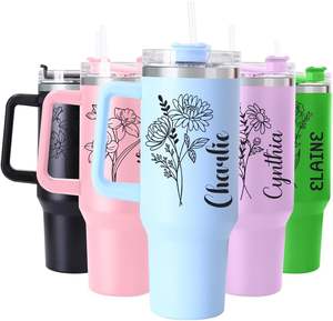 Nom gravé <span class=keywords><strong>personnalisé</strong></span> et fleur de naissance bouteille d'eau en acier inoxydable tasses de voyage mois de naissance gobelets à fleurs avec poignée et paille - Product Image 1