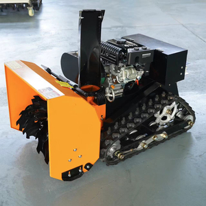 Máquina Quitanieves Multifuncional de 18 hp y 800 mm con Cepillo para Limpieza de Carreteras, Control Remoto y Soplador - Product Image 2