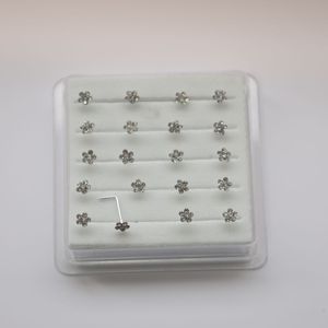 20 pezzi strass di fiori bianchi a forma di ll con borchie a forma di naso a sfera con osso a punta per narice Piercing al naso <span class=keywords><strong>gioielli</strong></span> in scatola all'ingrosso 22G - Product Image 4