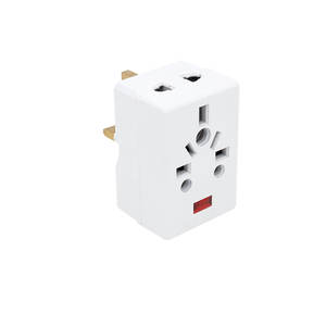 Adaptateur de prise électrique multi-prises à 3 broches avec mise à la terre et <span class=keywords><strong>fusible</strong></span> pour le Royaume-Uni - Product Image 1