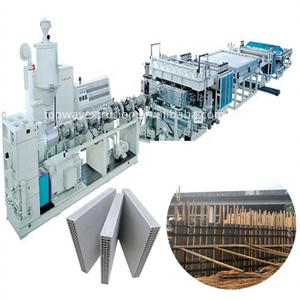 PP rỗng tường tấm ván khuôn dây chuyền sản xuất PP rỗng xây dựng Hội Đồng Quản Trị Máy làm - Product Image 1