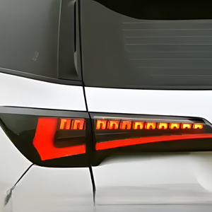 ชุดไฟท้ายรถยนต์ LED สำหรับ Toyota Fortuner ปี 2016-2024 พร้อมระบบเปิด-ปิดแบบเคลื่อนไหวและไฟท้ายแบบไดนามิก - Product Image 5